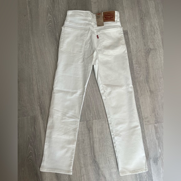 BRAND NEW WITH TAGS WEDGIE STRAIGHT FIT WOMEN'S JEANS - Picture 9 of 11